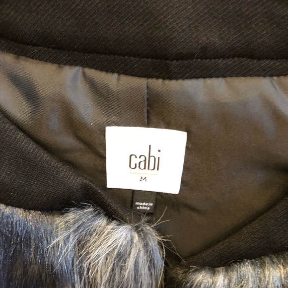 Cabi Brand Beautiful fur vest - Picture 2 of 3